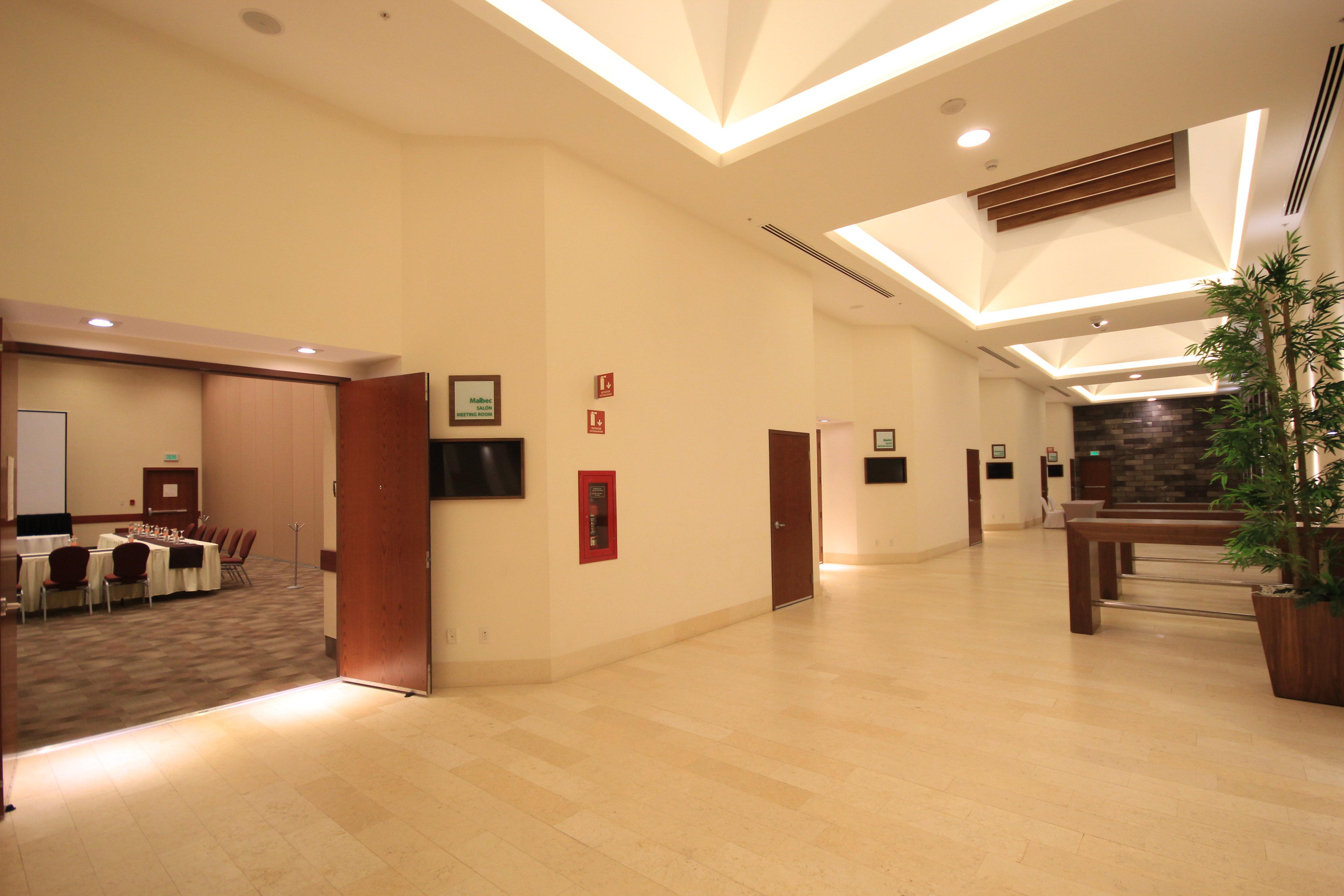 Holiday Inn & Suites Plaza Mayor By Ihg Leon Luaran gambar