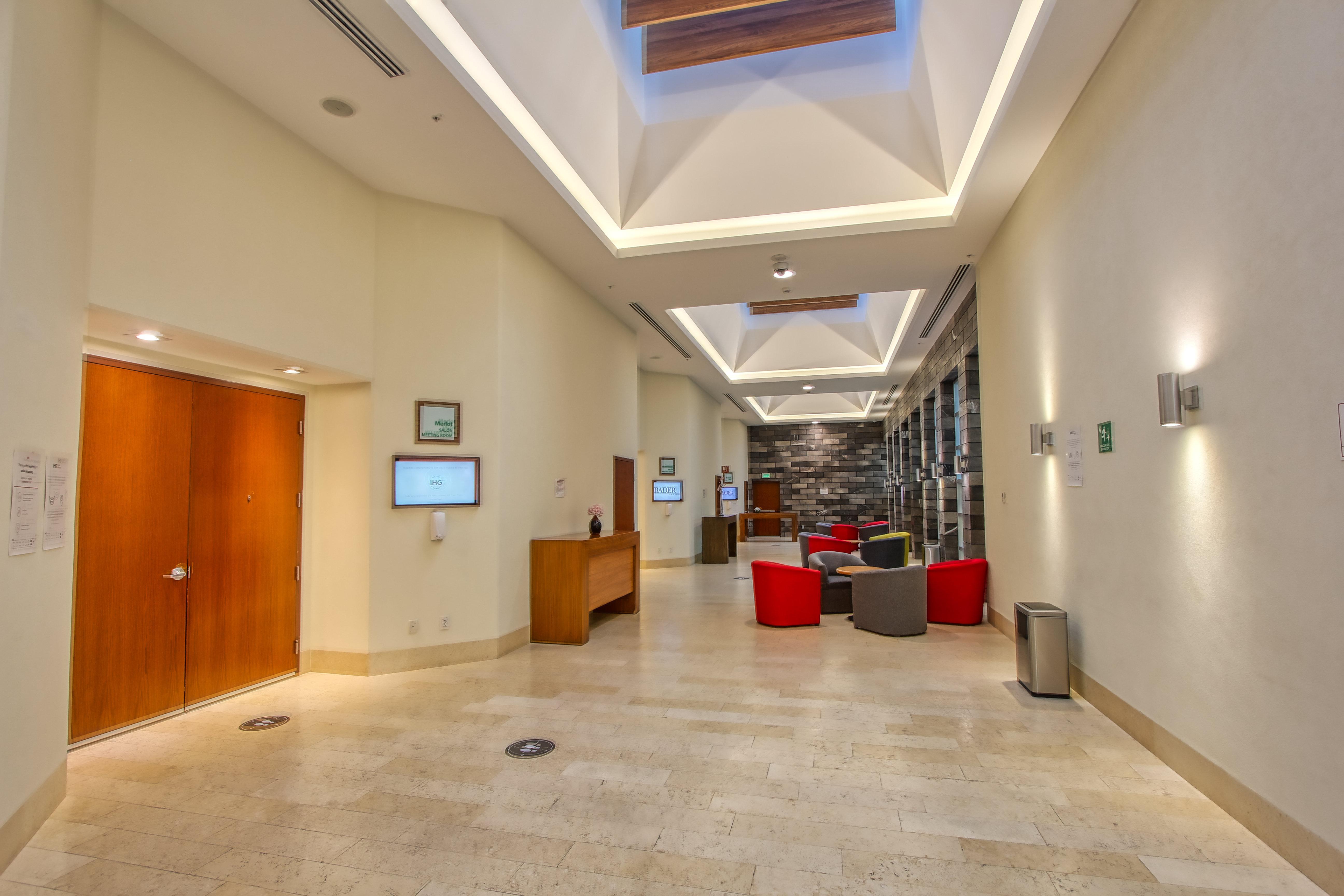 Holiday Inn & Suites Plaza Mayor By Ihg Leon Luaran gambar
