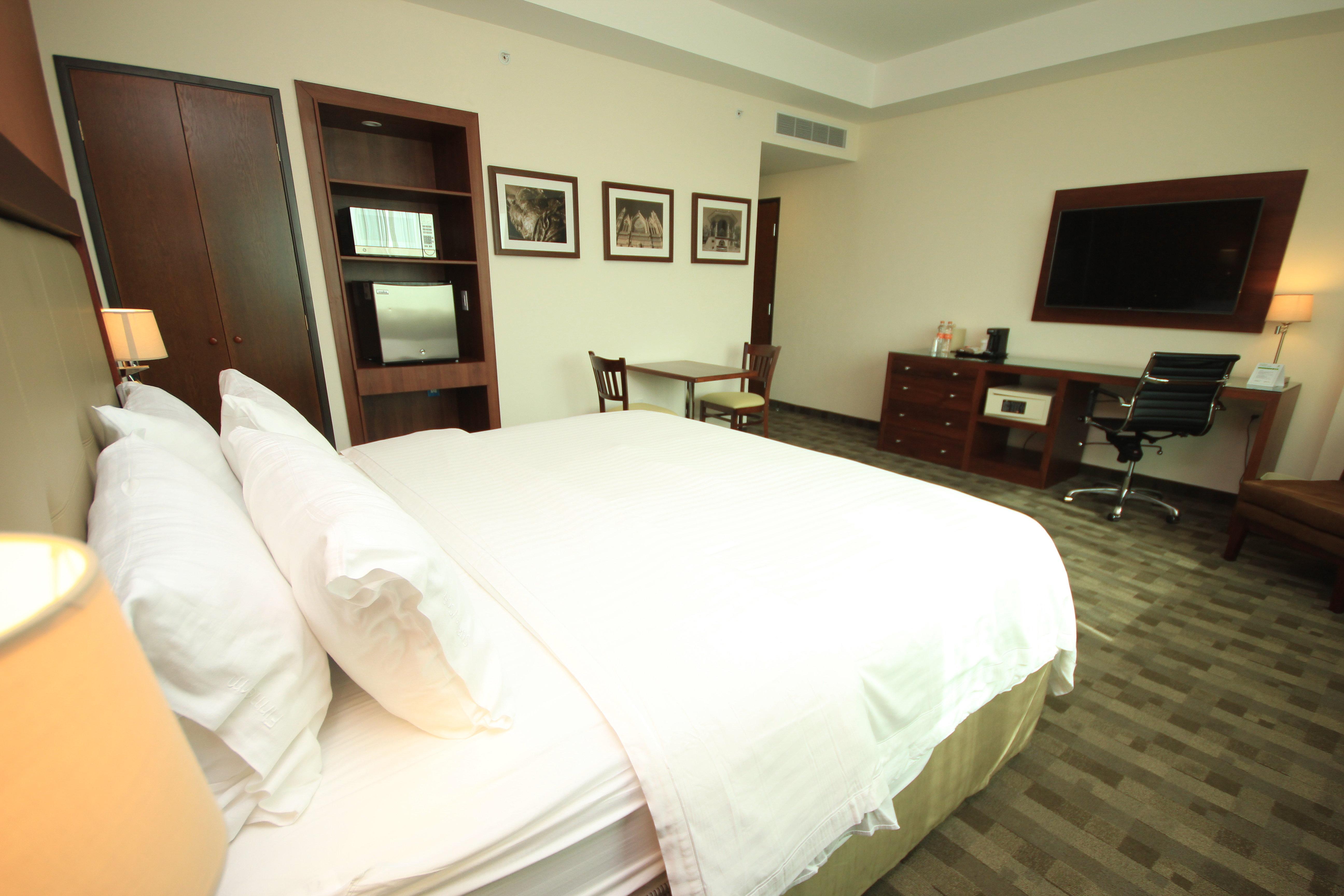 Holiday Inn & Suites Plaza Mayor By Ihg Leon Luaran gambar