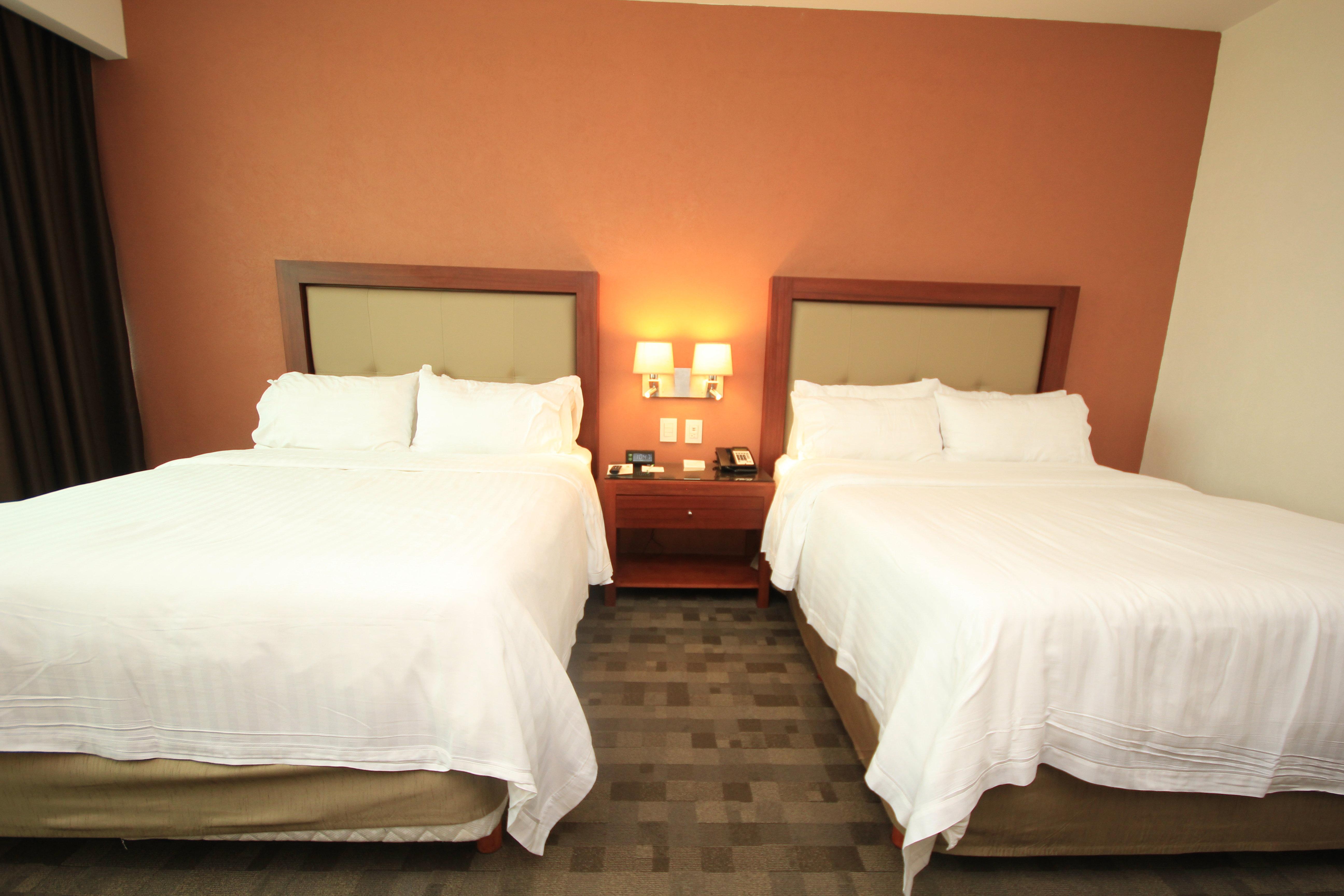 Holiday Inn & Suites Plaza Mayor By Ihg Leon Luaran gambar
